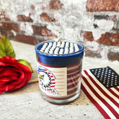 Flag 🇺🇸 Candle ❤️💙 ~ 🌱 Refillable 🌱