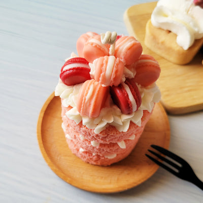 Sweet Chocolate | Macaron Cake Candle