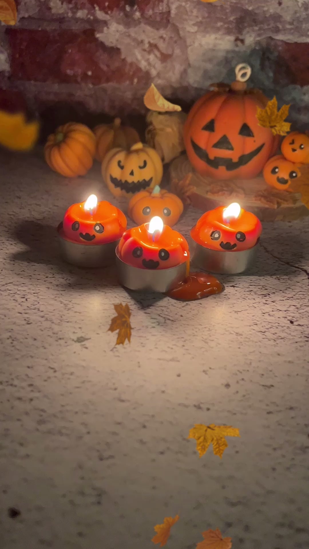 Jack-O'-Lantern Pumpkins Scented Candle 🎃