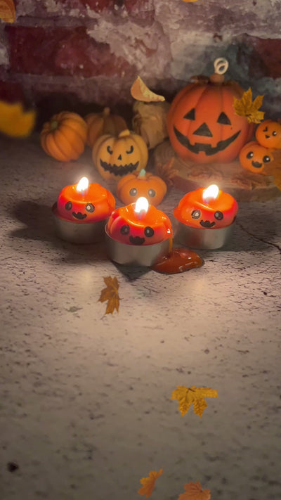 Jack-O'-Lantern Pumpkins Scented Candle 🎃
