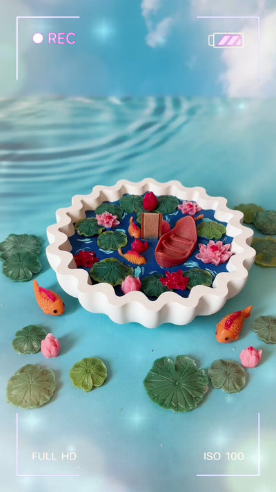 Lotus Pond Candle 🪷