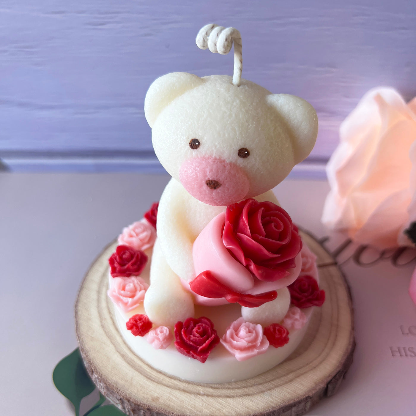 Bouquet Bear Scented Candle 🌹