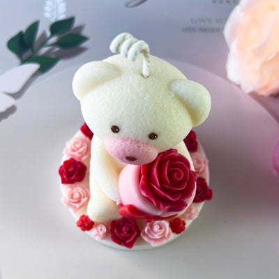 Bouquet Bear Scented Candle 🌹