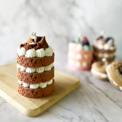 Sweet Chocolate | Macaron Cake Candle