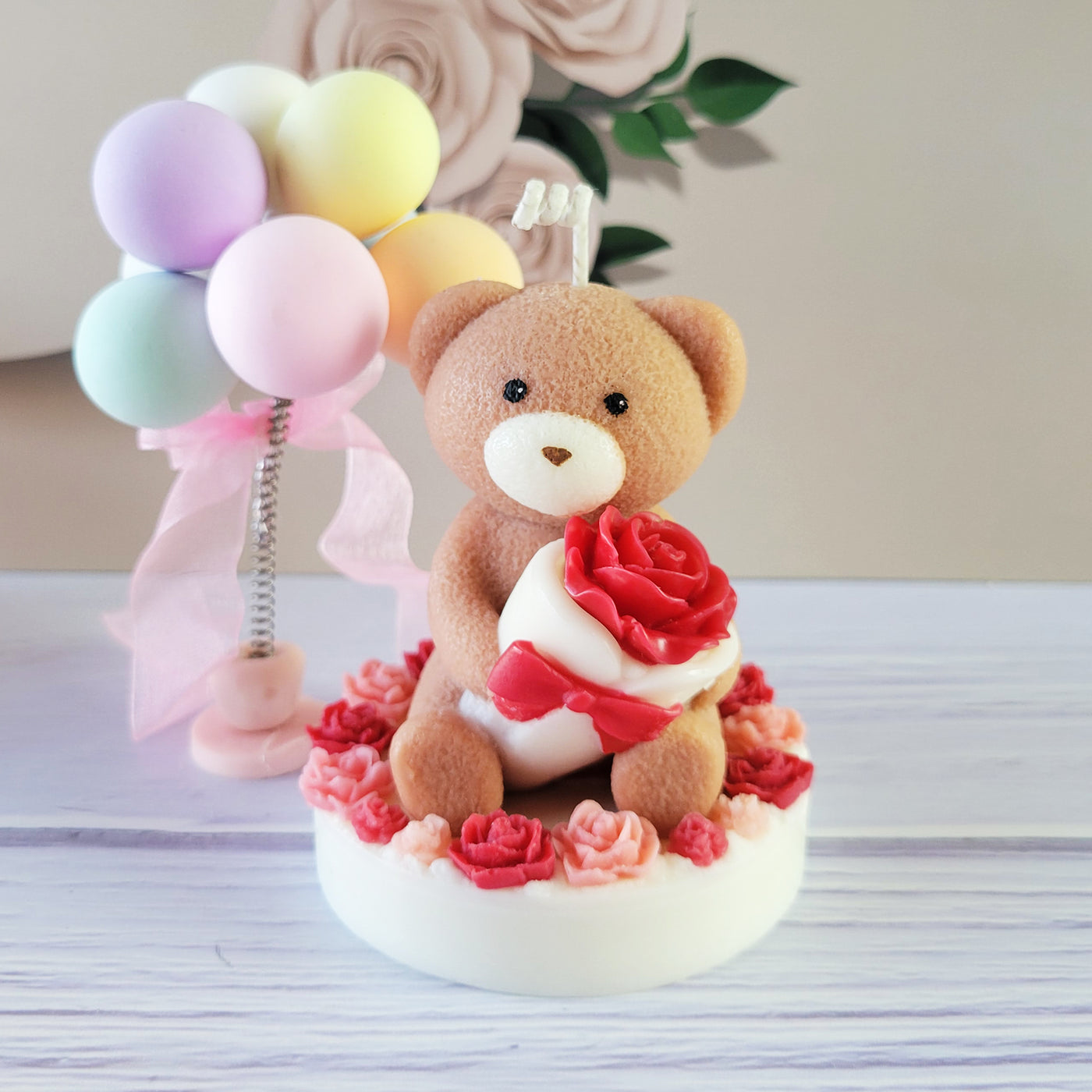 Bouquet Bear Scented Candle 🌹