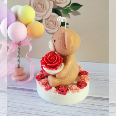 Bouquet Bear Scented Candle 🌹