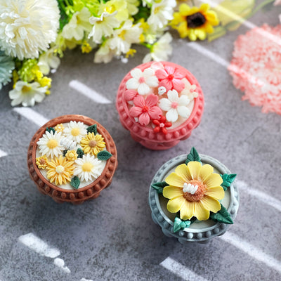 Blossoming Flowers Candle 💐 - Lumiine